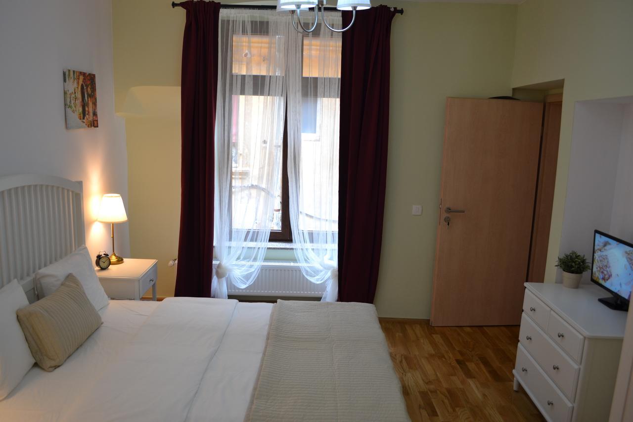 Casa Krone - Piata Sfatului Brasov Bagian luar foto