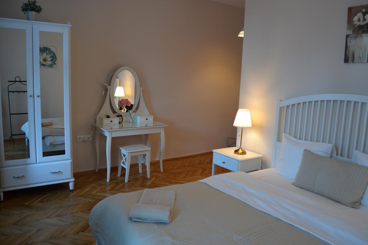 Casa Krone - Piata Sfatului Brasov Bagian luar foto